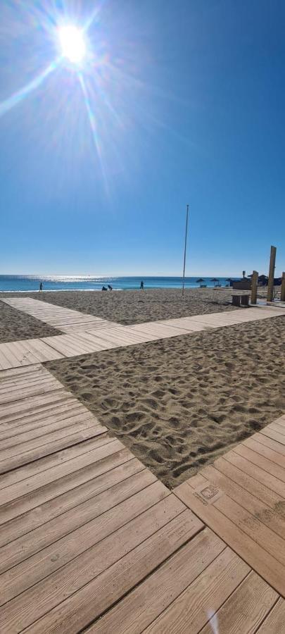 Apartamento A 2 Minutos De La Playa Y Centro فوينخيرولا المظهر الخارجي الصورة